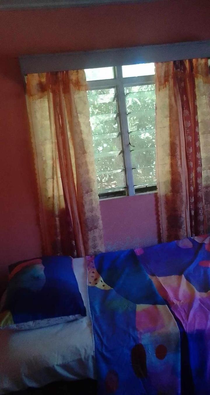 Kapeta Cabin Nuku'alofa Esterno foto