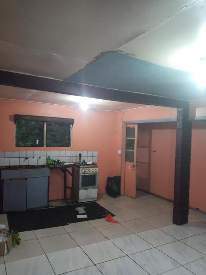 Kapeta Cabin Nuku'alofa Esterno foto