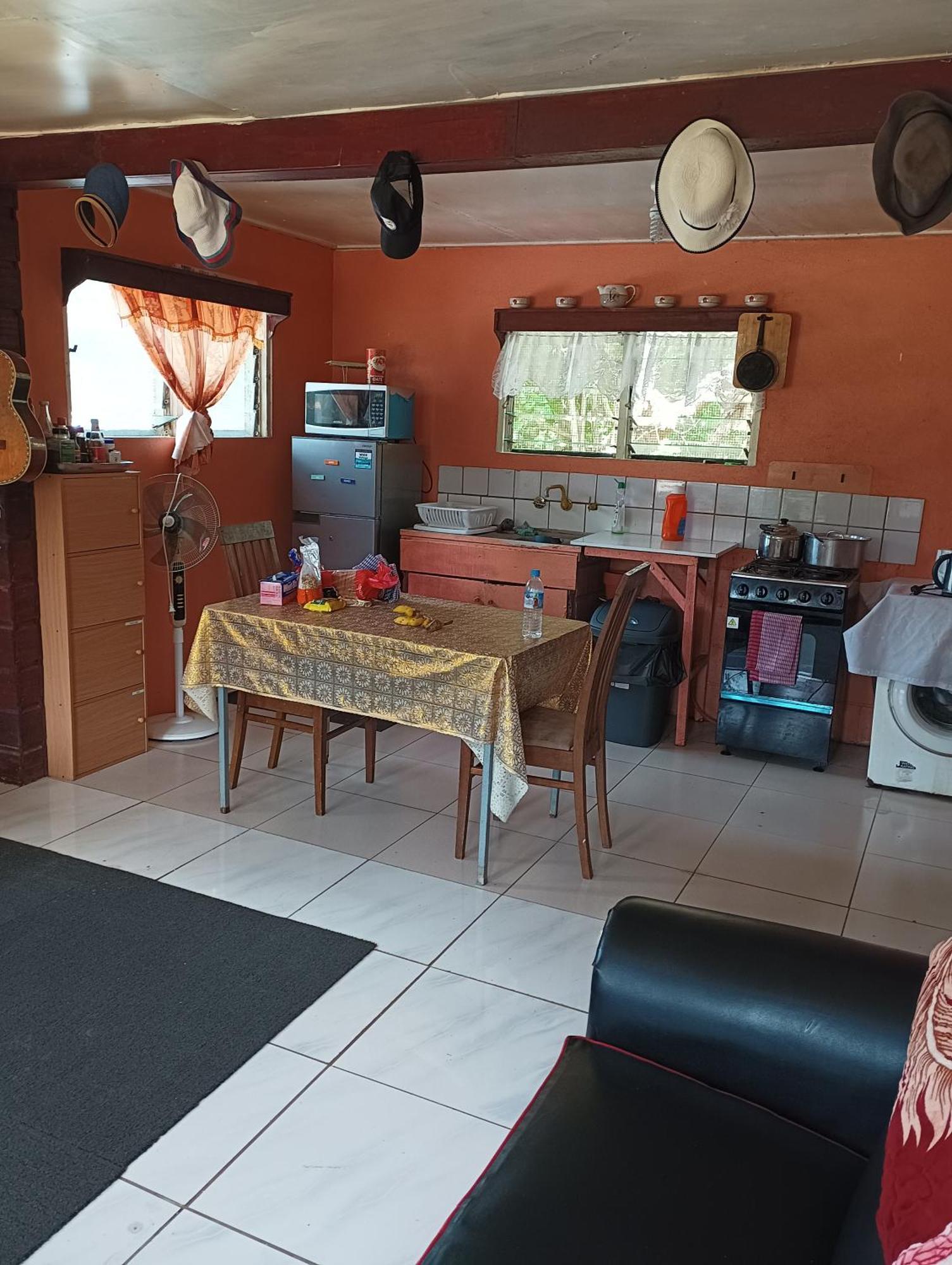 Kapeta Cabin Nuku'alofa Esterno foto
